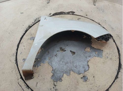 PARALAMA DIANTEIRO DIREITO RENAULT LOGAN 1.6 2017