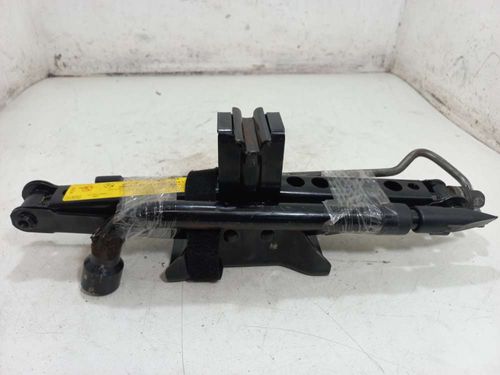 MACACO LAND ROVER FREELANDER 3.2 2010