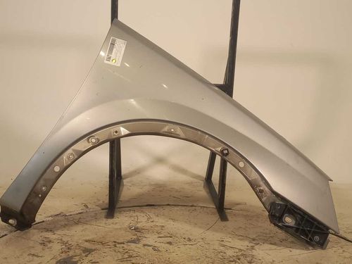 PARALAMA DIANTEIRO DIREITO CHEVROLET CORSA 1.8 2004