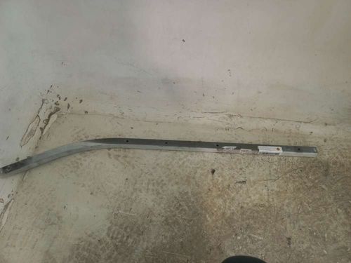 TRILHO DA PORTA - VAN RENAULT MASTER 2.3 2018