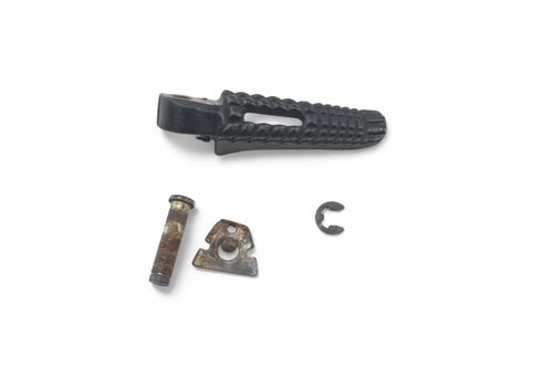 Pedaleira Traseira Direita Suzuki Gsxr Srad 750 10-14